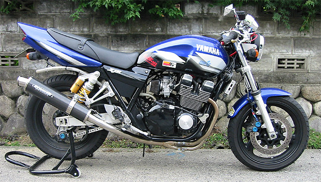 Мотоцикл YAMAHA XJR400 - купите в Крыму